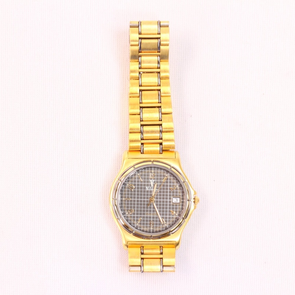 Vtg Valentino Roberto Gold Stainless Steel Strap Round Analog Dial Wristwatch